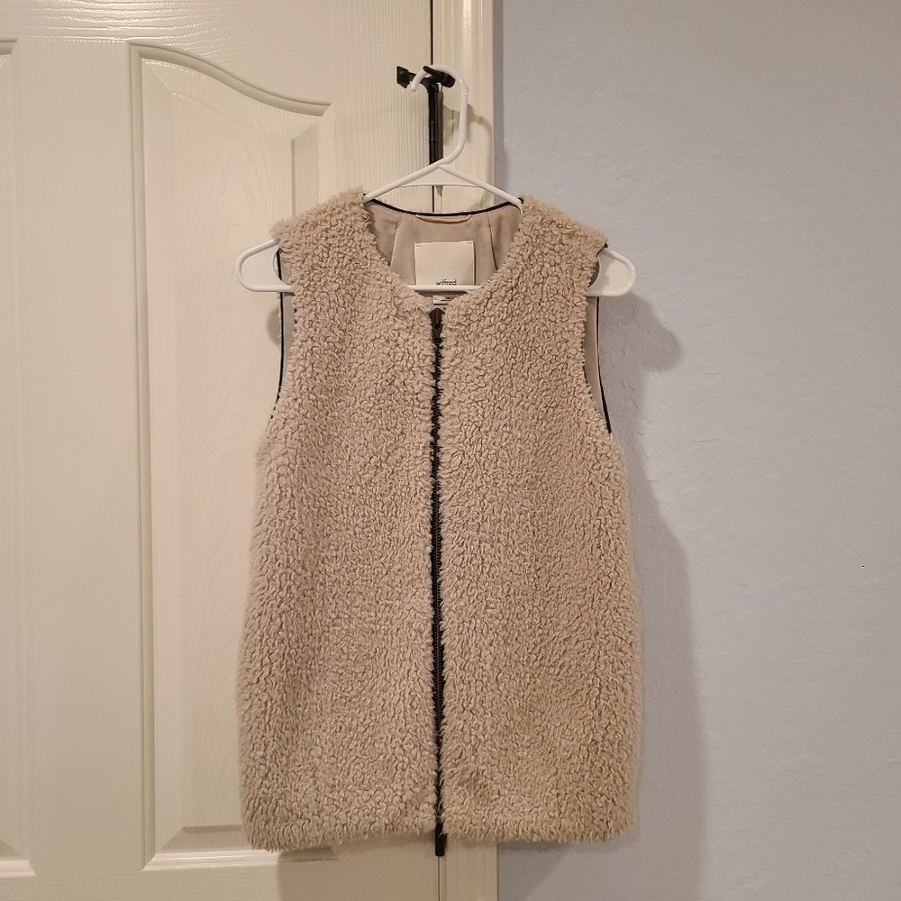 Aritzia wilfred sherpa vest - xxs